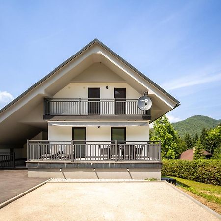 Apartment Crystal Aura 1 ボーヒニ エクステリア 写真